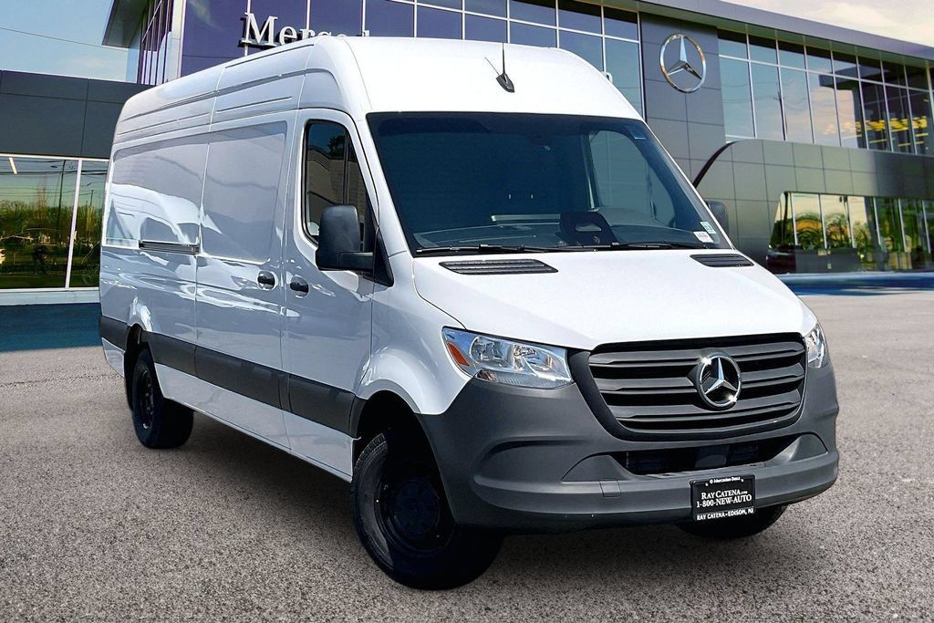 Used 2026 Mercedes-Benz Sprinter 3500 image 1
