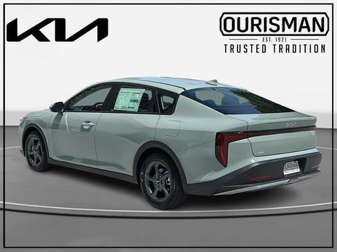 New 2026 Kia K4 FWD image 3
