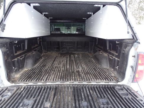 Used 2019 Chevrolet Silverado 2500 LT image 37