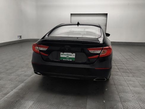 Used 2018 Honda Accord Sport image 7