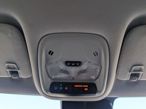 Certified 2022 Chevrolet TrailBlazer LT w/ Convenience Package image 21