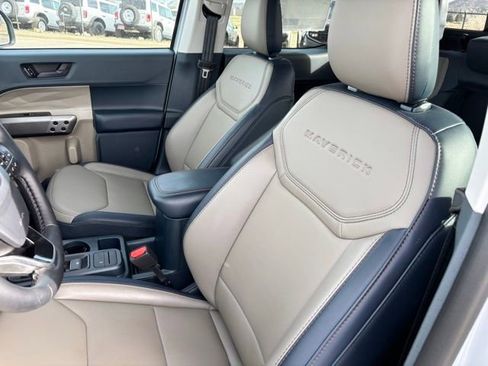 New 2026 Ford Maverick Lariat image 12