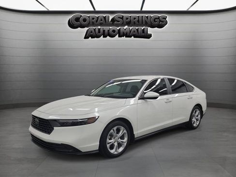 Used 2025 Honda Accord LX image 3