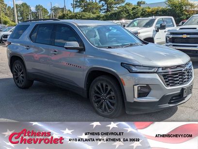 Used 2023 Chevrolet Traverse RS w/ LPO, Floor Liner Package