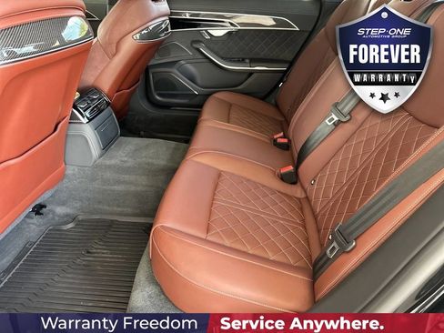 Used 2024 Audi S8 AWD/4WD image 30