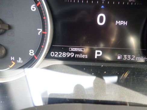 Used 2024 Mitsubishi Outlander SE image 10