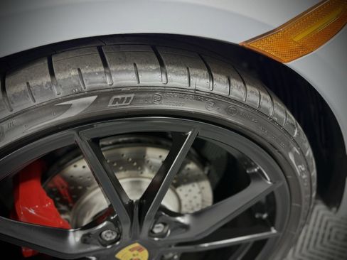 Used 2024 Porsche 718 Boxster S image 23