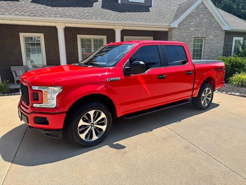 Used 2019 Ford F150 XL w/ Equipment Group 101A Mid AWD/4WD image 2