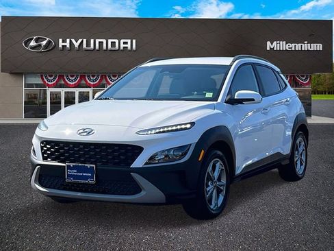 Certified 2023 Hyundai Kona SEL w/ Cargo Package AWD/4WD image 4