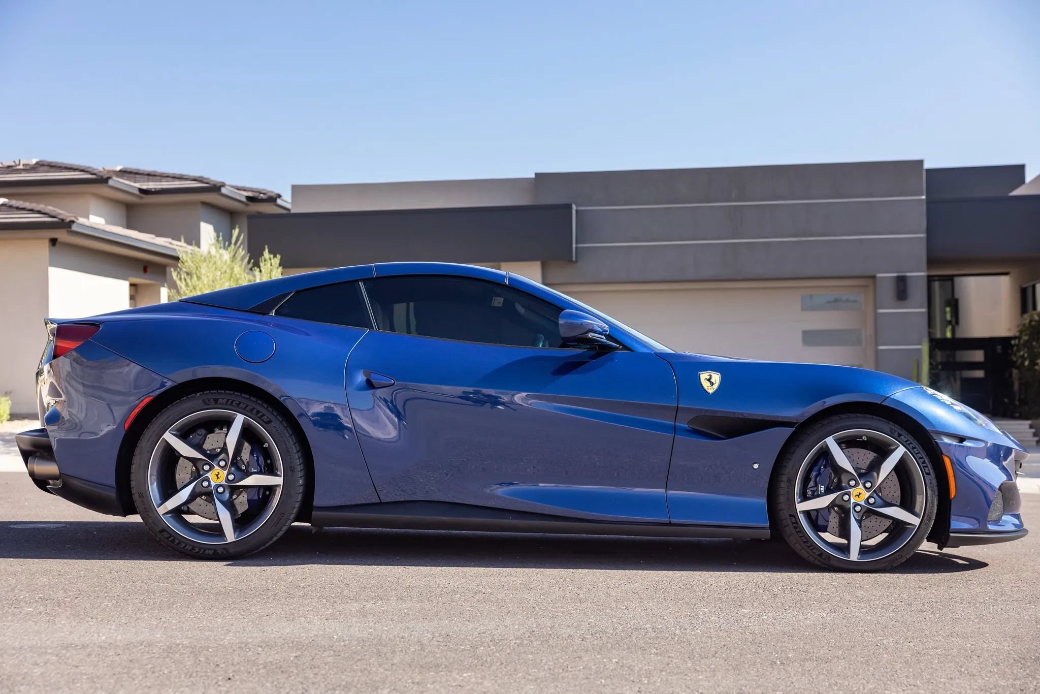 Used 2023 Ferrari Portofino M RWD image 5