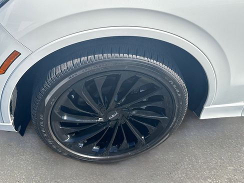 Used 2024 Lincoln Aviator Reserve w/ Equipment Group 201A image 34