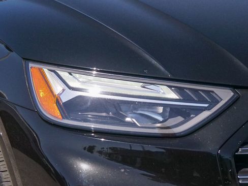 Used 2022 Audi SQ5 Premium Plus w/ Premium Plus Package image 4