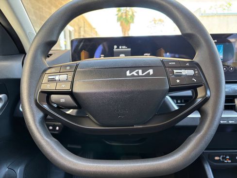 Used 2026 Kia K4 FWD image 28