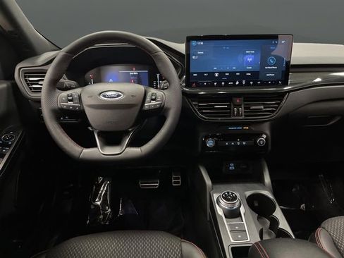 Used 2023 Ford Escape ST-Line w/ Tech Pack #1 image 5