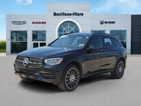 Used 2022 Mercedes-Benz GLC 300 image 3