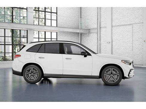 New 2027 Mercedes-Benz GLC 300 4MATIC image 15