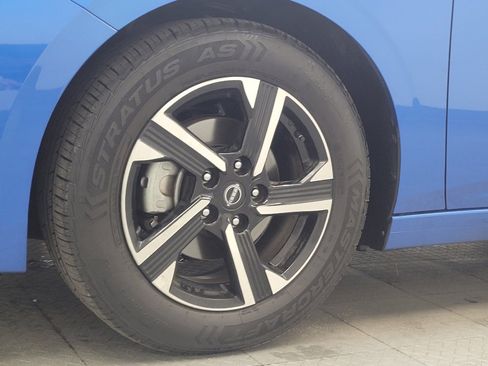 Used 2025 Nissan Sentra SV image 31