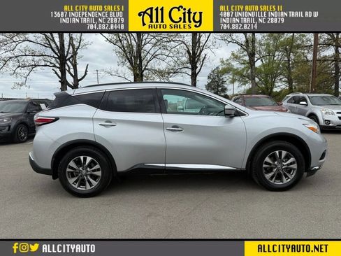 Used 2017 Nissan Murano SV AWD/4WD image 8