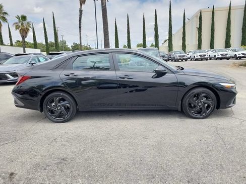 New 2026 Hyundai Elantra Sport FWD image 29