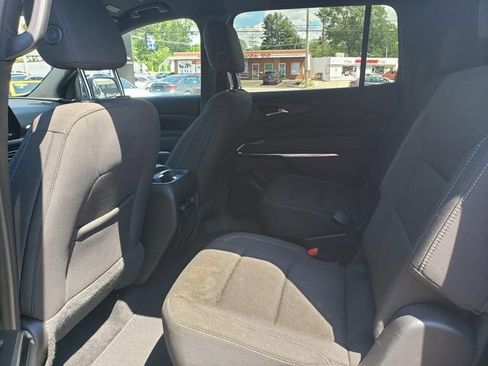 Used 2024 Chevrolet Traverse LT w/ Midnight/Sport Edition FWD image 14