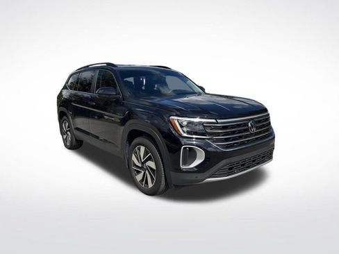 Used 2025 Volkswagen Atlas SE FWD image 2