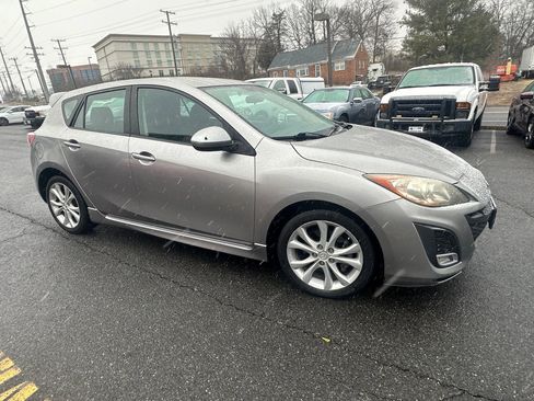 Used 2011 MAZDA MAZDA3 s Sport FWD image 4