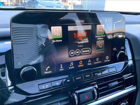 Used 2024 Nissan Pathfinder Platinum image 33