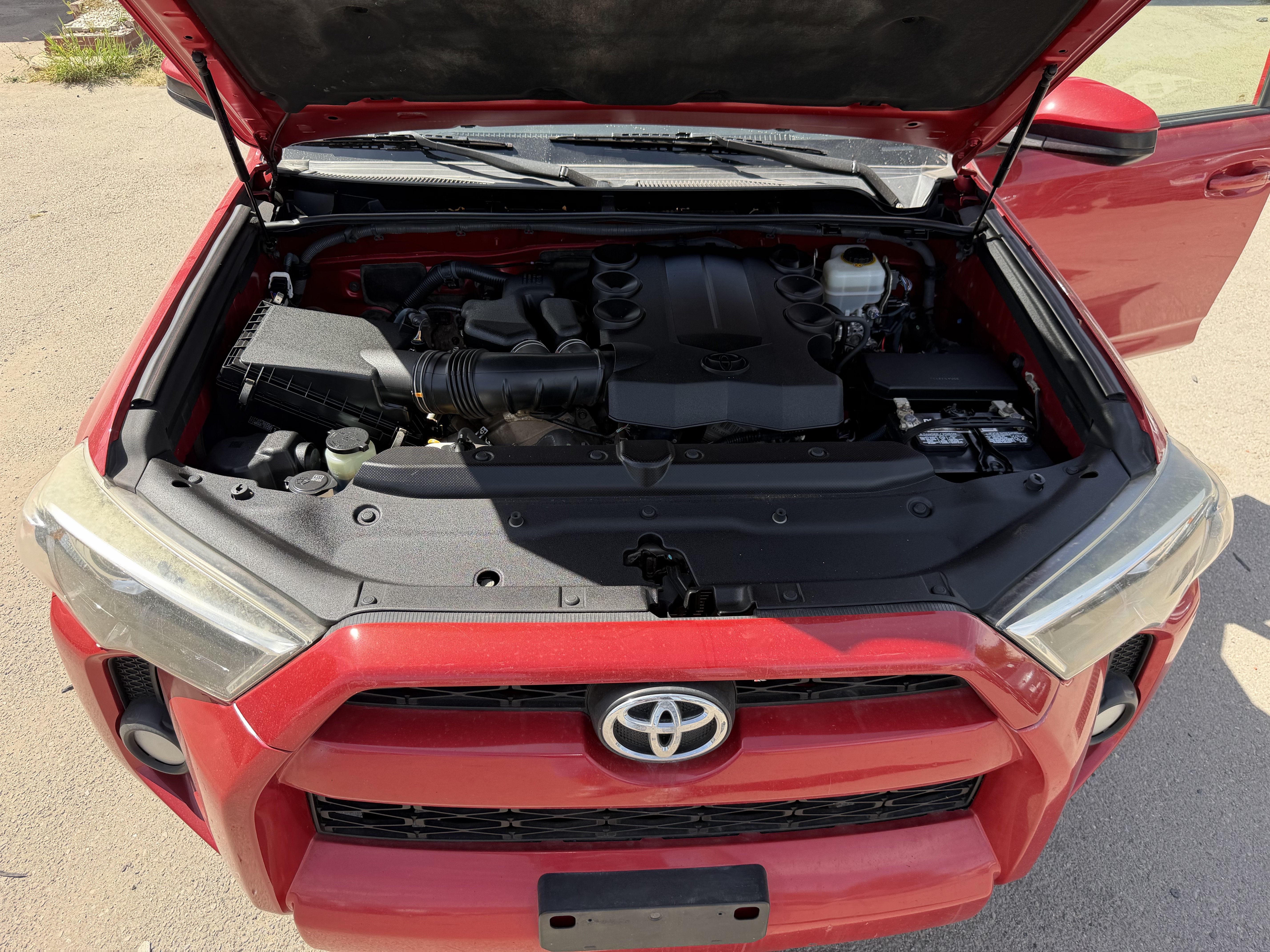 Used 2016 Toyota 4Runner SR5 AWD/4WD image 24