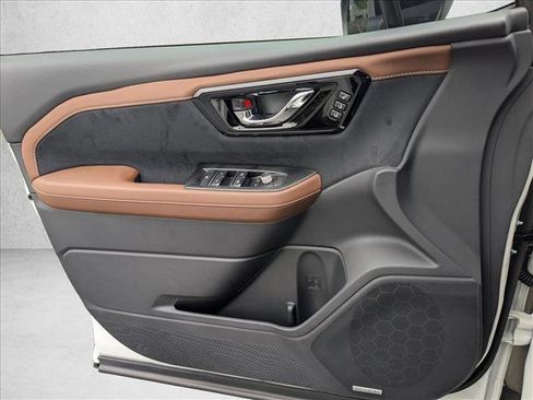 New 2026 Subaru Forester Touring AWD/4WD image 19