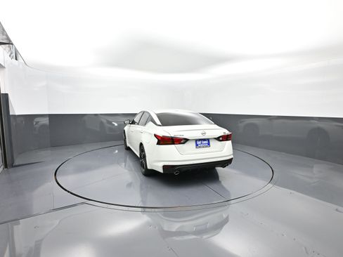 New 2025 Nissan Altima 2.5 SR w/ SR Premium Package image 4