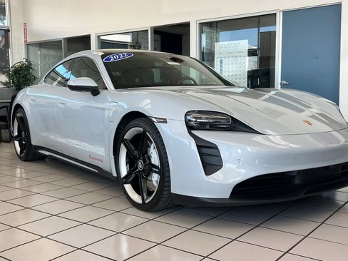Used 2022 Porsche Taycan 4S image 2