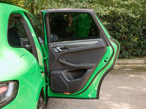 Used 2023 Porsche Macan GTS image 35