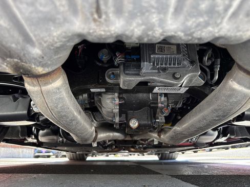 Used 2021 Chevrolet Camaro ZL1 RWD image 51