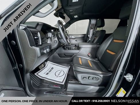 Used 2023 GMC Sierra 1500 AT4 w/ AT4 Premium Package image 22