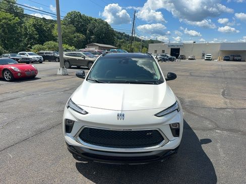 Used 2024 Buick Encore GX Sport Touring w/ Experience Buick Package AWD/4WD image 2