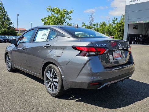 New 2025 Nissan Versa SV w/ Trunk Package image 4