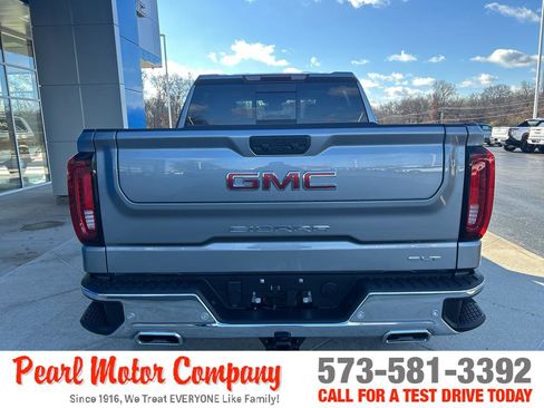 Used 2024 GMC Sierra 1500 SLT w/ SLT Premium Plus Package image 5