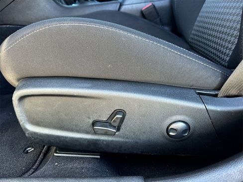 Used 2022 Dodge Charger R/T image 12