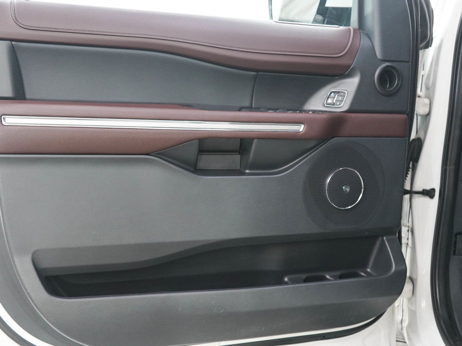 Used 2022 Ford Expedition Max Limited AWD/4WD image 20