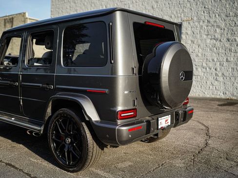 Used 2020 Mercedes-Benz G 63 AMG 4MATIC w/ G Manufaktur Interior Package image 12