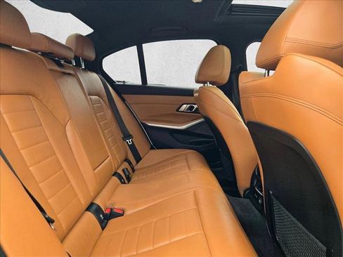 Used 2020 BMW 330i Sedan w/ Driving Assistance Package image 15