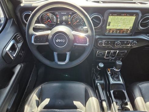 Used 2023 Jeep Wrangler Altitude image 15