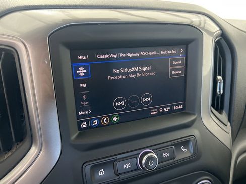 Used 2025 Chevrolet Silverado 2500 Custom w/ Custom Value Package image 12