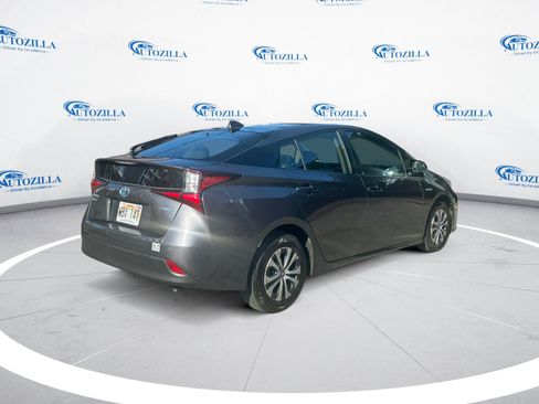 Used 2020 Toyota Prius LE w/ Carpet Mat Package AWD/4WD image 5