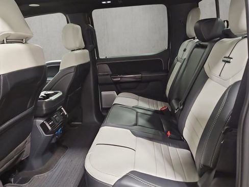 Used 2024 Ford F150 Lightning Platinum image 22