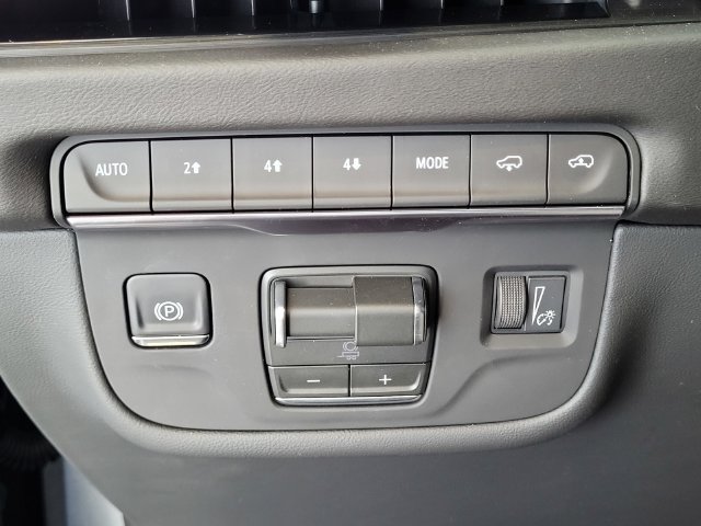 New 2026 Cadillac Escalade Luxury w/ Touring Package AWD/4WD image 13