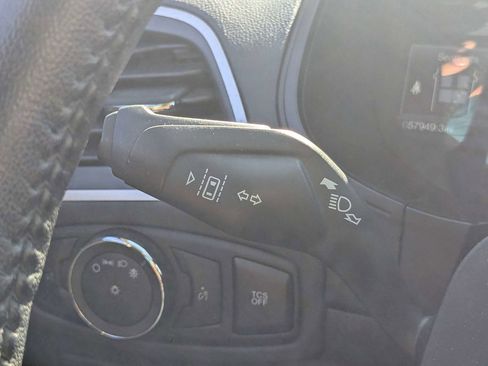Used 2023 Ford Edge SEL AWD/4WD image 26