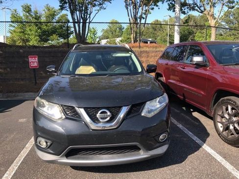 Used 2016 Nissan Rogue SL w/ SL Premium Package image 2