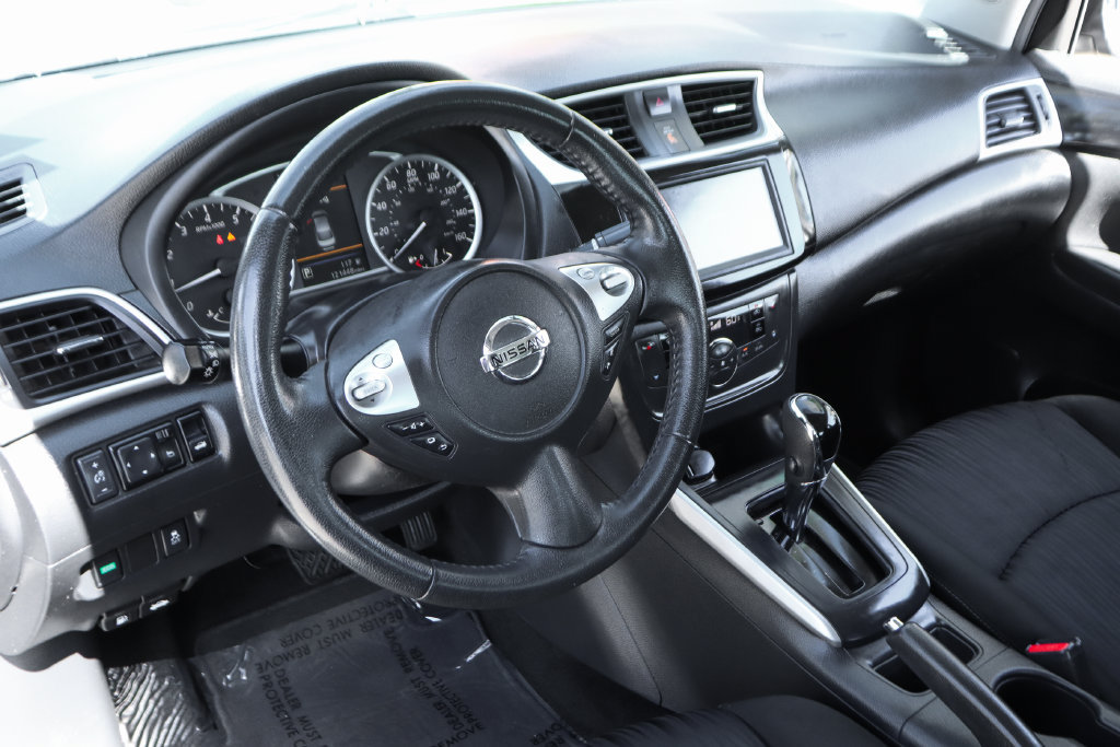 Used 2019 Nissan Sentra SV FWD image 17