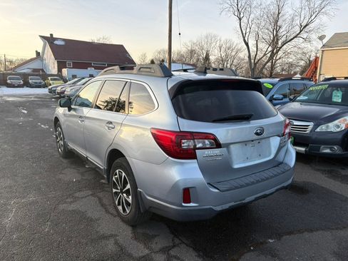 Used 2016 Subaru Outback 2.5i Limited image 3